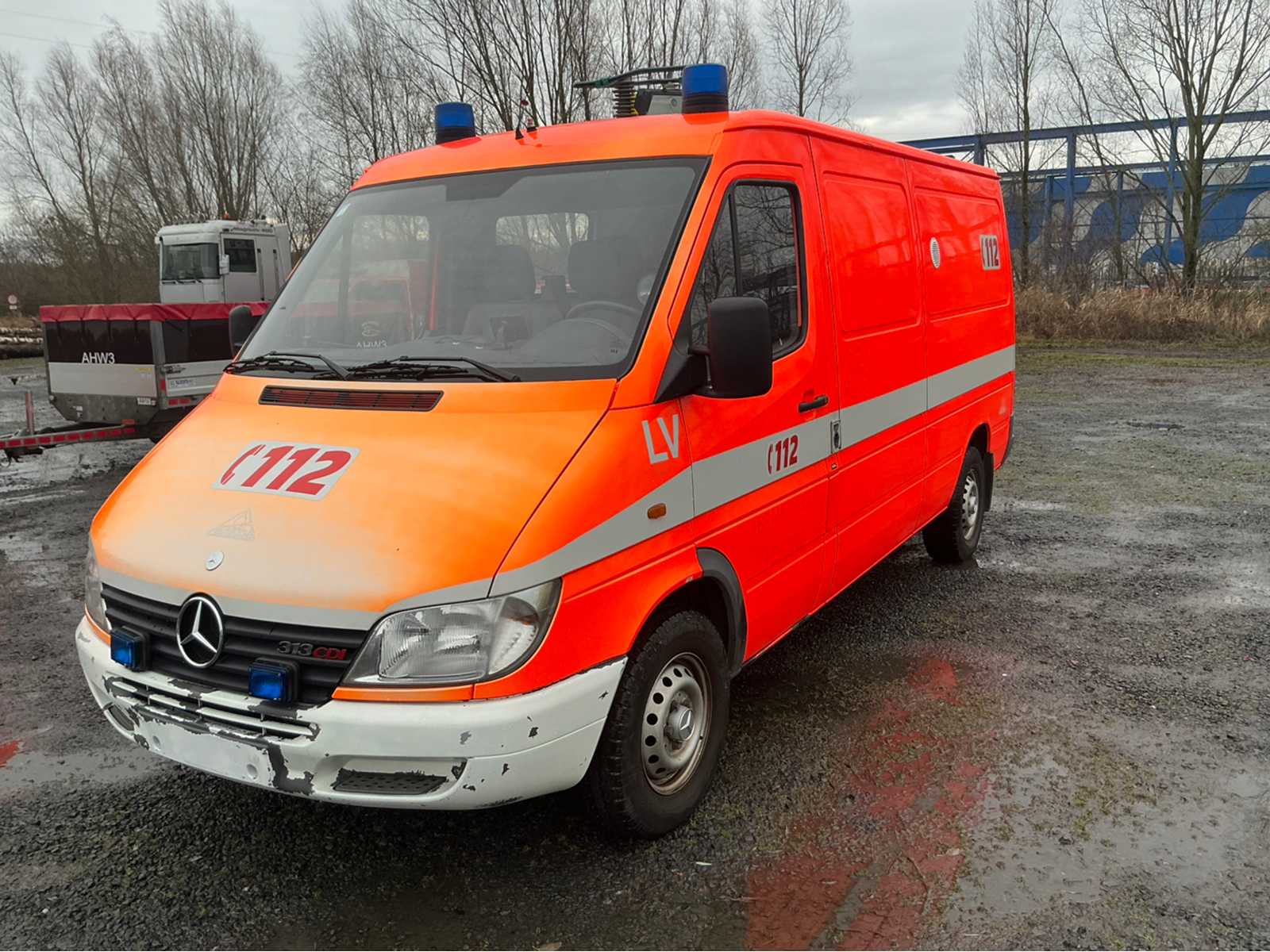 2002 Mercedes-Benz Sprinter Light Truck