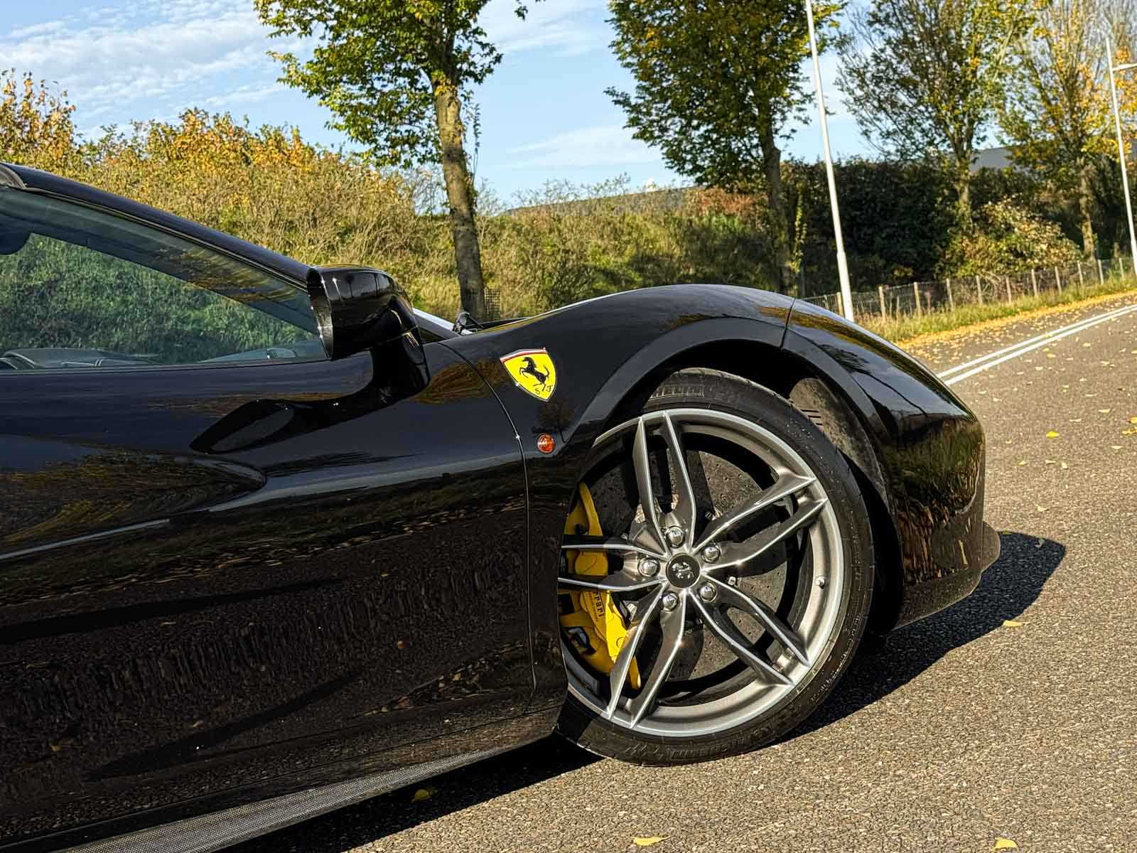 Ferrari 488 Spider HELE 3.9 V8 -Full Carbon- 670pk 2018