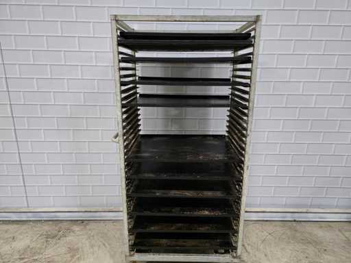 Kaak - 35-piece cooling trolley