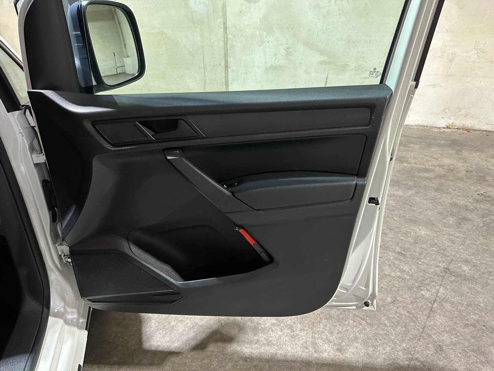 Volkswagen Caddy 2.0 TDI 170PK BMT Highline 2017 (Origineel-NL), V-752-HD