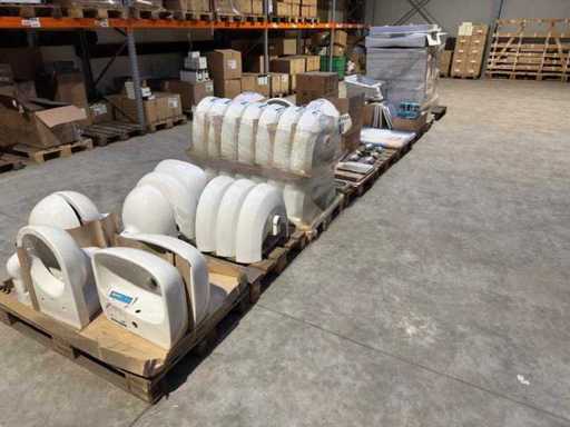 Partij sanitair 9 pallets 