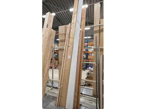 Scaffolding boards, slats and Douglas fir (15x)