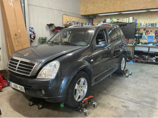 Voiture voyageurs SsangYong Rexton