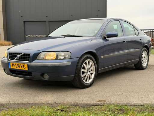 Volvo S60 2.4 2003 | 11-LN-VG Gesetz