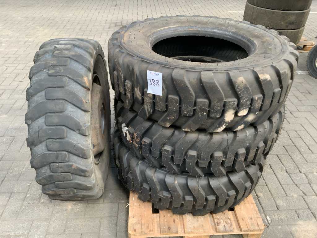 Agritire TG2000 Tire with rim (3x)
