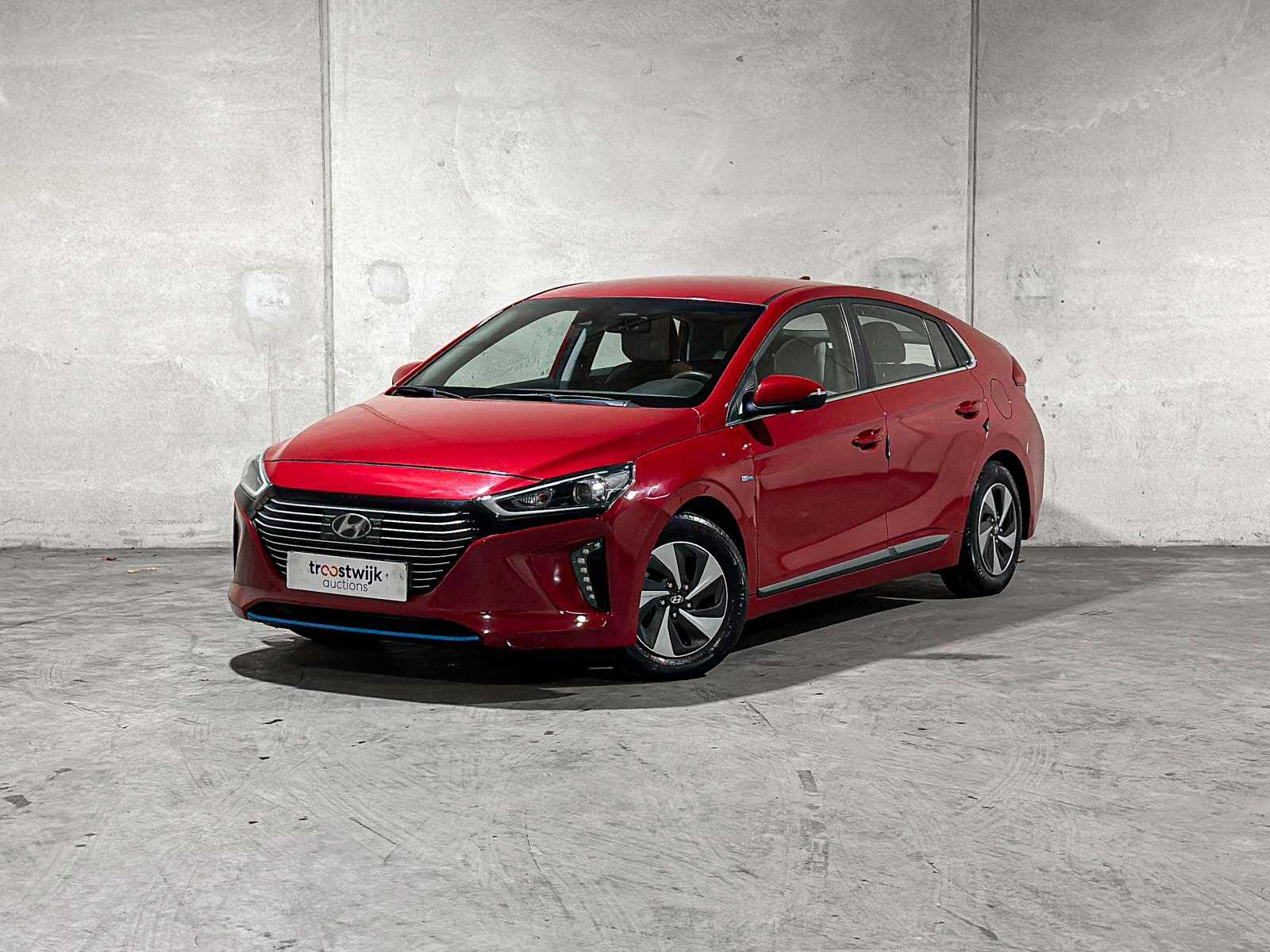 Hyundai IONIQ 1.6 GDi Comfort 141pk 2019 Plug-In Hyrbid (Origineel-NL), XS-254-P