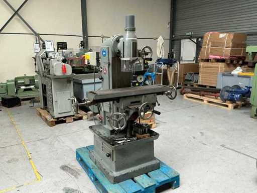 Mașină de frezat universală Louis Wacker