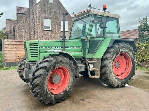 Fendt Favorit 611 Turbomatik agricultural tractor