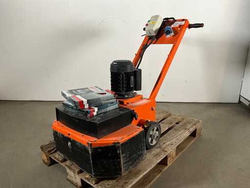 Ponceuse à béton Trelawny TCG500 230V 2014 (2 disques)