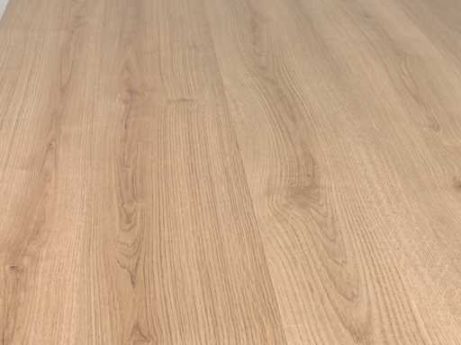 79 m2 planches stratifiées - 1285 x 192 x 8,5 mm