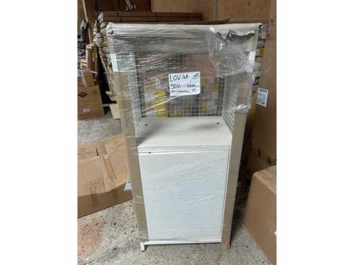 - Armoire métallique