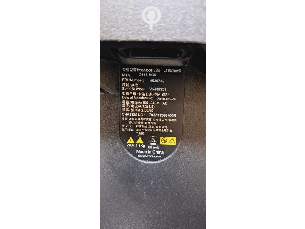 Lenovo - L1951pwD - Monitoren (10x)