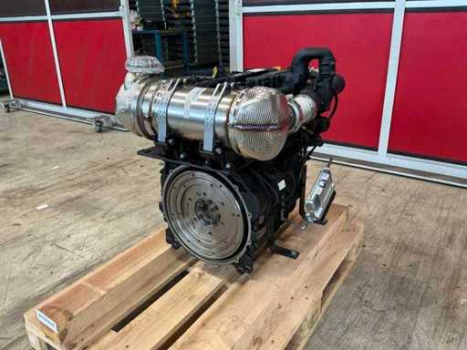 2023 DEUTZ TD 2.9 L4 Dieselmotor