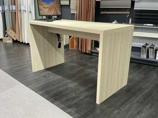 Tavolo della conferenza