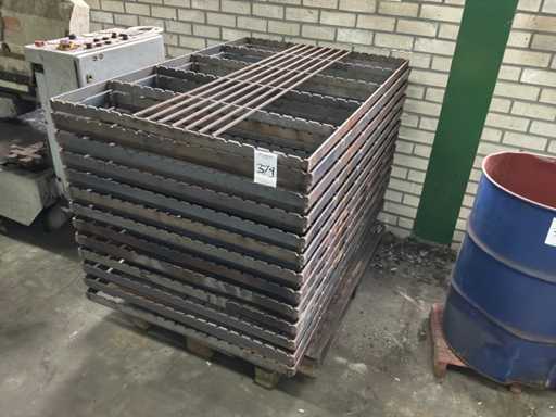 Half fabrikaat stal mestrooster (24x) Staal
