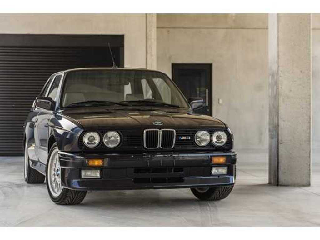 BMW M3 E30 EUROPAMEISTER NO RESERVE