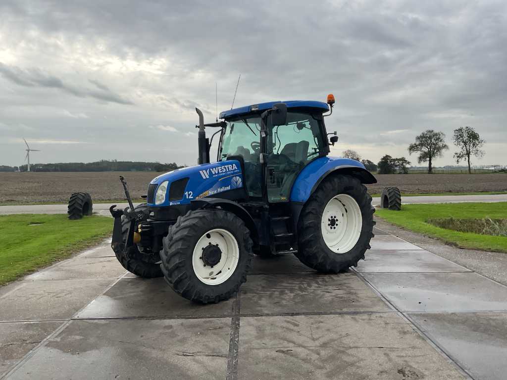 New Holland - T6020 Elite Supersteer - Four-wheel drive farm tractor