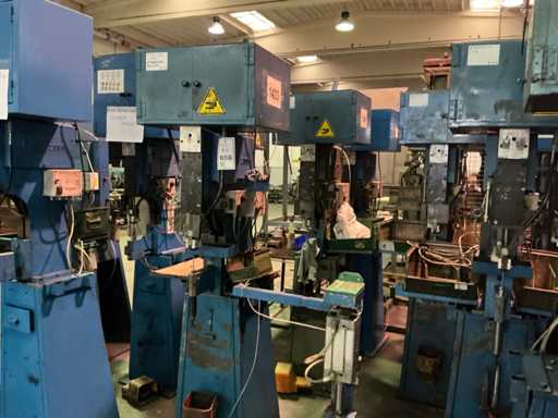 MUPI 2000 - Macchine rivettatrici (4x)