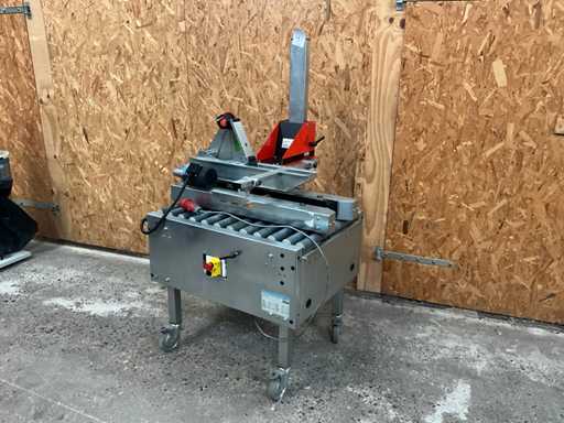 2004 Soco System T10 Box Sealing Machine