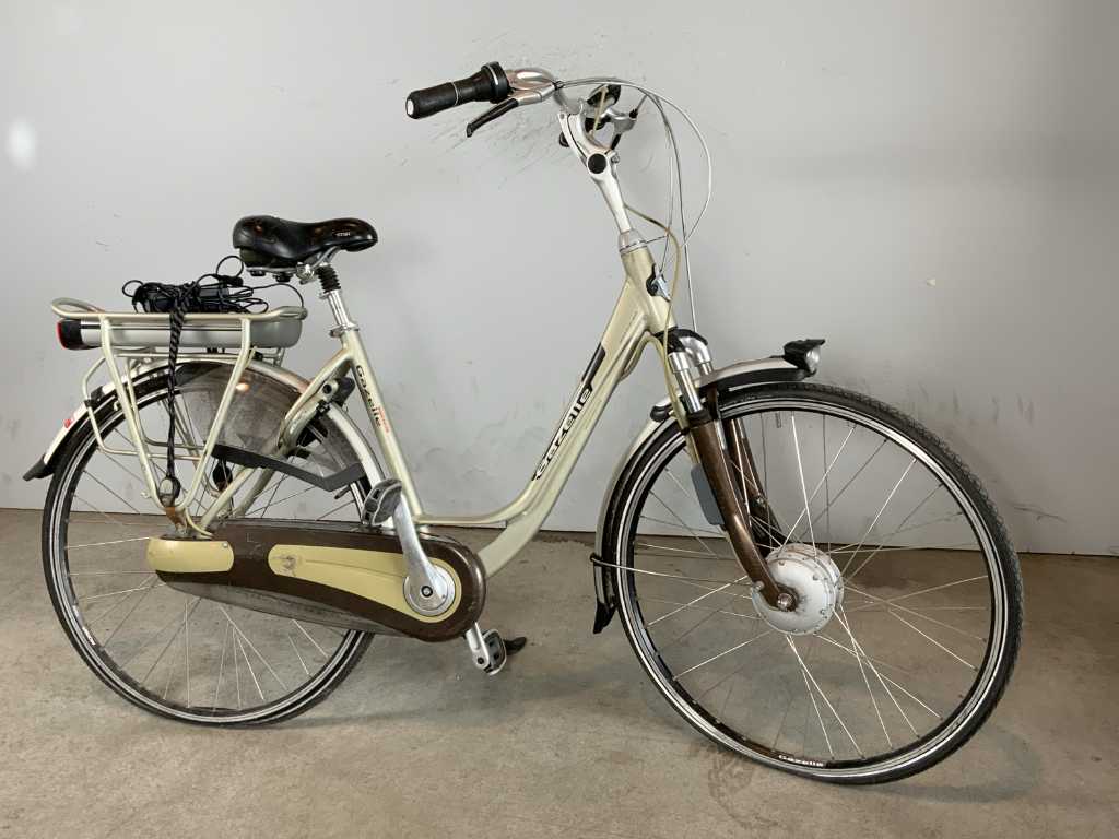 Vélo électrique Gazelle Orange plus innergy