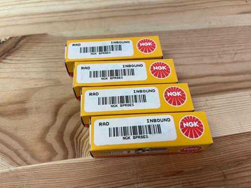 Bougies d’allumage – Neuves (NOS) (10x)