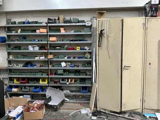 Grote partij divers bevestigingsmateriaal