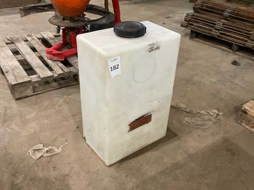 Serbatoio di plastica per liquidi