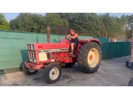 028bdc41-a984-4b89-bcc8-70ff9063cbb2.mp4