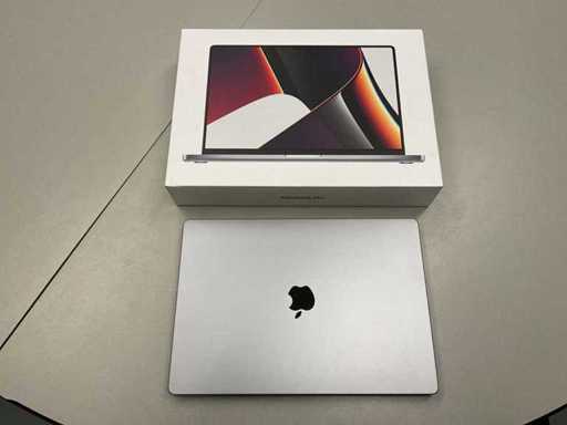 Apple - MacBook Pro - Laptop