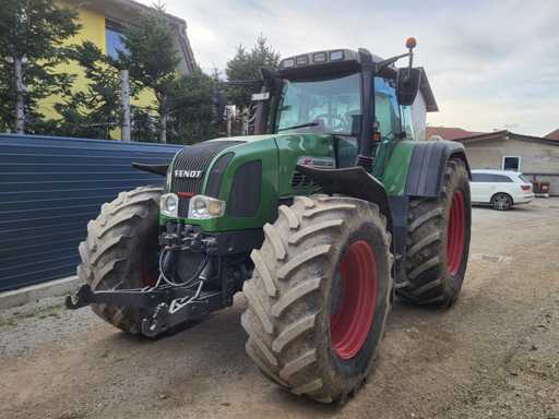 FENDT - 920 ULUBIONY VARIO - ciągnik z napędem na cztery koła - 2009