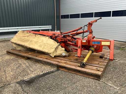 Kuhn FC 240 P Ma?in? de tuns iarba cu disc cu aer condi?ionat