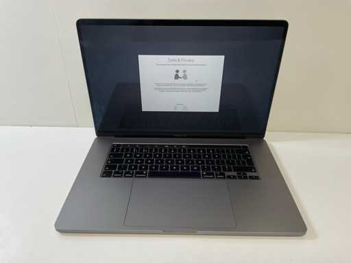 Apple MacBook Pro 16", 6-Core Intel i7, 32GB RAM, 500GB NVMe, AMD Radeon Pro 5300M 4GB Laptop