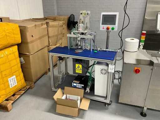 Face mask elastic sealing line