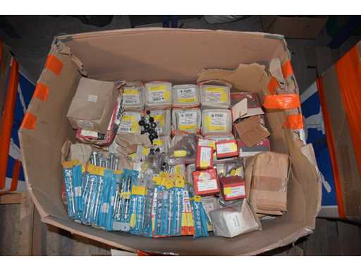   Box with screw goods – box 5