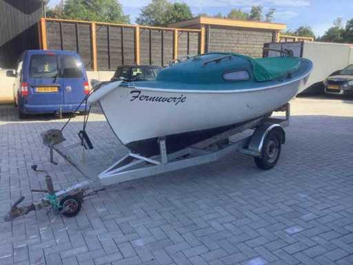 Polyester Sailboat with Trailer