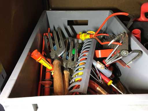 Partij tuingereedschap