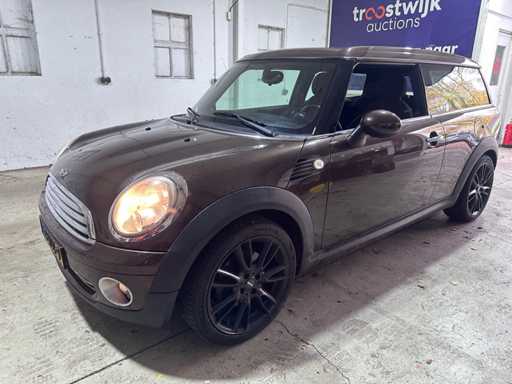 Mini - Mini Clubman - 1.6 One Bns Line - 30-NJJ-9