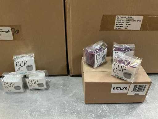 Fair Trade Cup kaars paars/wit Ø5 x 4,5 cm hoog (149x)