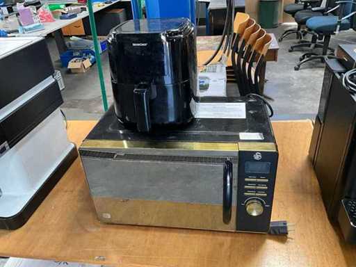 Un lot de electrocasnice de bucătărie