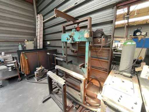 Haco Hydraulic press
