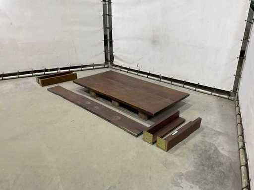 Table en noyer