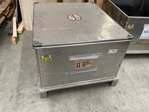 #791# Frame aluminium box with pallet feet 110 × 93 × 72 cm