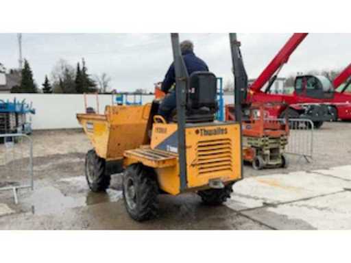 17d2b18b-54f4-4fa6-a77e-b526a39d0c2f.mp4