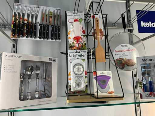 Koksmessenset, besteksets en divers keukengerei Ssw/Gsw