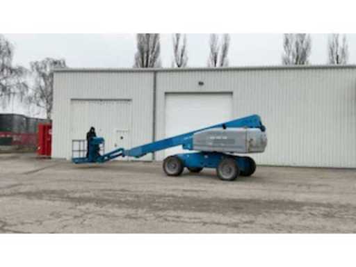 2de77447-c2c3-4002-88fc-1f18fe6727d9.mp4