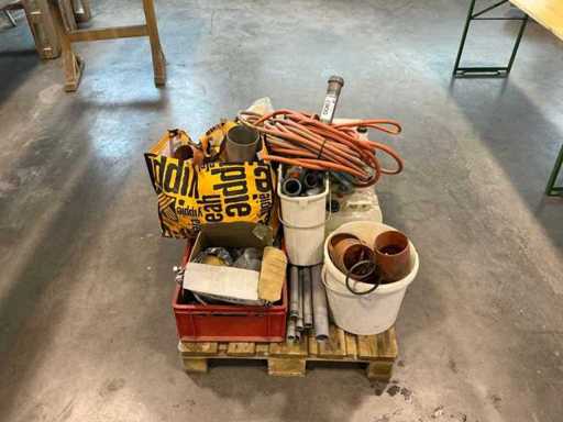 Bundle of spare parts and assembly material