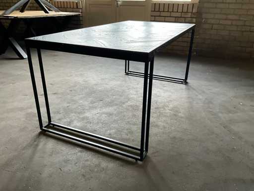 Table de salle à manger