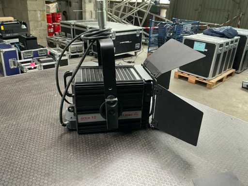 Spotlight Area 12 Par Spoturi (10x)