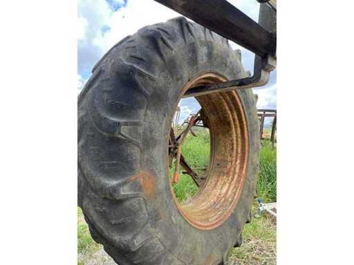   Jumelage de roues agricoles