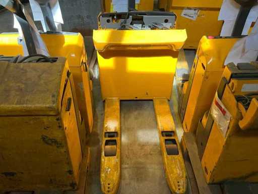 Jungheinrich - 2023 - EJE 114 37-80-67 - Electric pallet truck
